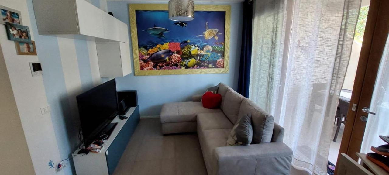 Residence Jesolo Lido Centro Con Piscina Zewnętrze zdjęcie